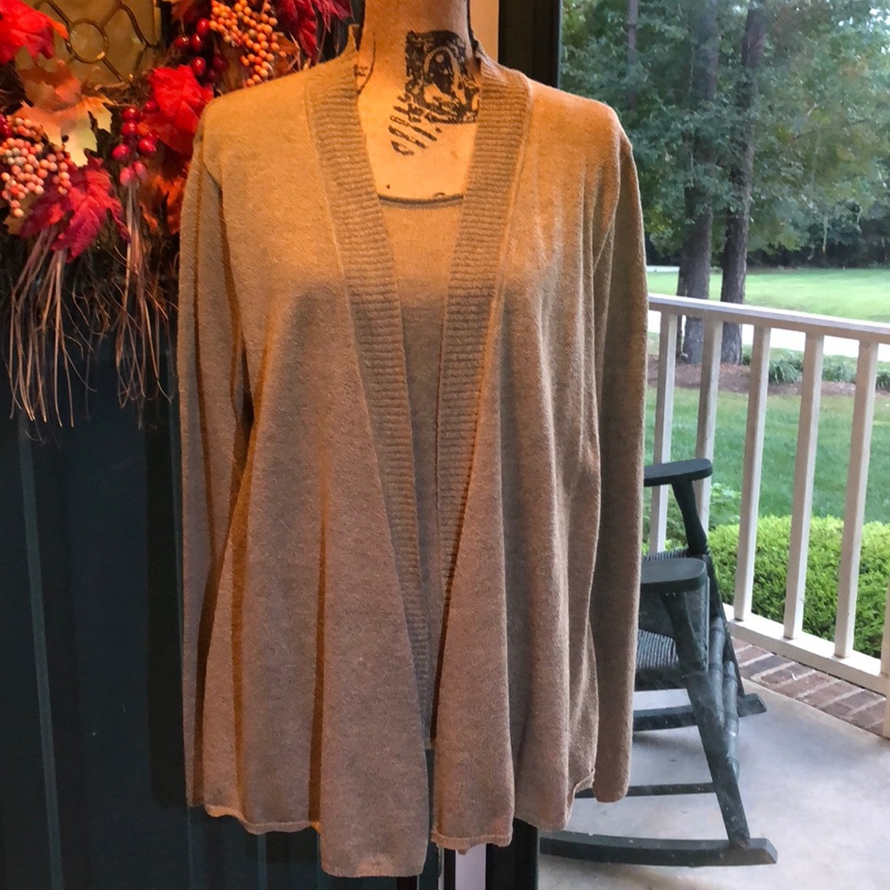 *2 for $10.00 / Ladies one-piece Cardigan and Shirt